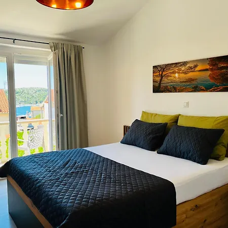 Mirno More, Apartment Rogoznica (Sibenik-Knin)