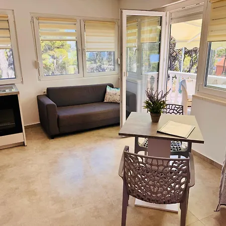 Apartman Mirno More, Rogoznica (Sibenik-Knin)