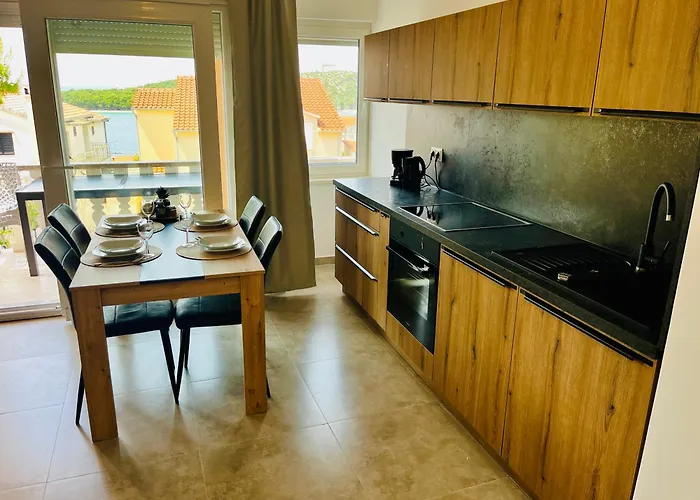 Mirno More, Rogoznica (Sibenik-Knin)